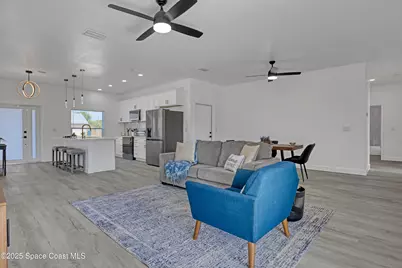 660 Yardley Street SW, Palm Bay, FL 32908 - Photo 12