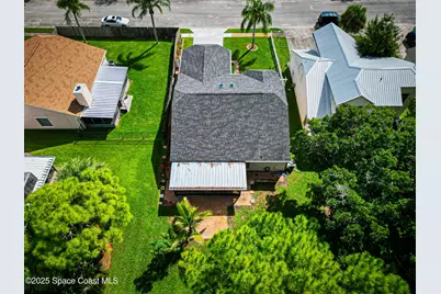 1747 Clover Circle, Melbourne, FL 32935 - Photo 8