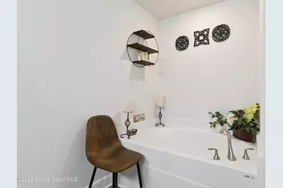 926 Sable Circle SE, Palm Bay, FL 32909 - Photo 14