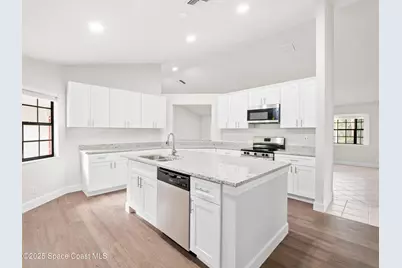 104 Bryant Court, Sebastian, FL 32958 - Photo 2