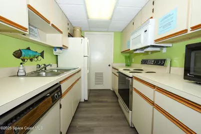 2835 N Highway A1A #502, Indialantic, FL 32903 - Photo 46