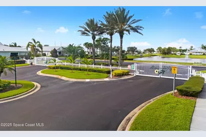 4310 Alamanda Key Drive, Melbourne, FL 32901 - Photo 34