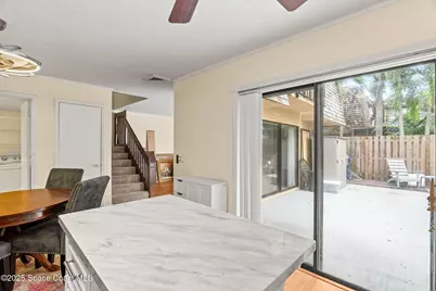 375 S Waverly Place #1, Vero Beach, FL 32960 - Photo 8