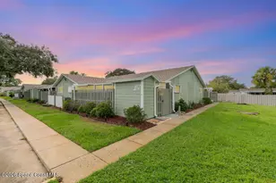 1933 Quail Ridge Ct, Cocoa, FL 32926 - Photo 2