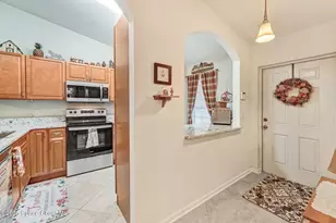 1070 Luminary Cir, Melbourne, FL 32901 - Photo 8