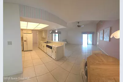 4636 Creekview Lane, Oviedo, FL 32765 - Photo 8