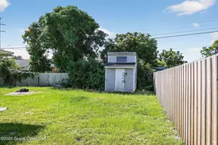 401 Poinciana Dr, Melbourne, FL 32935 - Photo 32