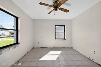 401 Poinciana Drive, Melbourne, FL 32935 - Photo 6