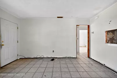 401 Poinciana Drive, Melbourne, FL 32935 - Photo 10