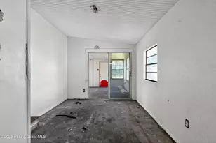 401 Poinciana Dr, Melbourne, FL 32935 - Photo 12