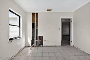 401 Poinciana Dr, Melbourne, FL 32935 - Photo 18