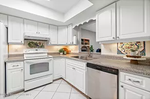 737 Palm Springs Cir, Indian Harbour Beach, FL 32937 - Photo 8