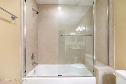 1211 E New Haven Avenue #402, Melbourne, FL 32901 - Photo 16