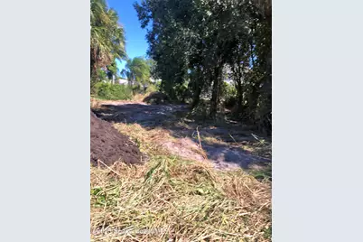 4 Oak Street, Micco, FL 32976 - Photo 4