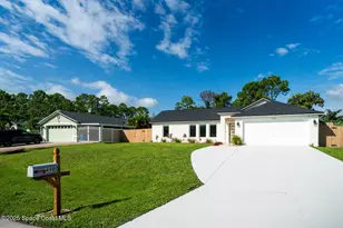 490 Tillman Ave SW, Palm Bay, FL 32908 - Photo 2