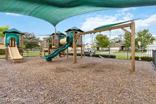 377 Wishing Well Cir SW, Palm Bay, FL 32908 - Photo 30