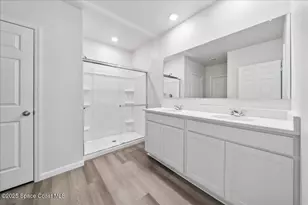 566 Rembrandt St SE, Palm Bay, FL 32909 - Photo 12