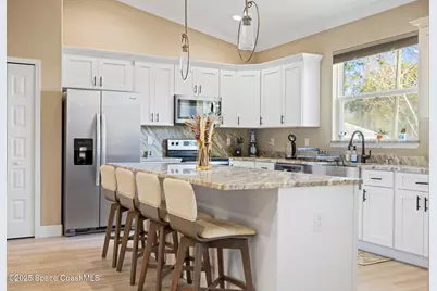171 Hurley Boulevard SW, Palm Bay, FL 32908 - Photo 8