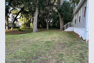 292 Holiday Park Boulevard NE, Palm Bay, FL 32907 - Photo 12