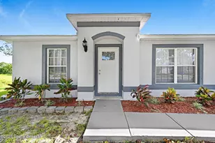 1500 Manzanita St NW, Palm Bay, FL 32907 - Photo 2