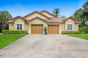 102 Caledonia Dr, Melbourne Beach, FL 32951 - Photo 2