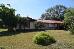 2696 Yalta St NE, Palm Bay, FL 32905 - Photo 2