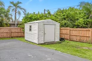 302 Arapahoe Ln NE, Palm Bay, FL 32907 - Photo 44