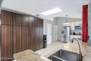 302 Arapahoe Ln NE, Palm Bay, FL 32907 - Photo 8