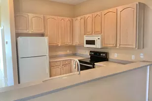 1521 Gardenton St NW, Palm Bay, FL 32907 - Photo 4