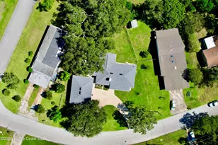 1305 Greenwood St, Titusville, FL 32780 - Photo 10