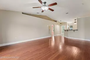 2011 Brookshire Cir, Melbourne, FL 32904 - Photo 4