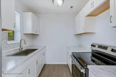 300 Rutgers Avenue, Melbourne, FL 32901 - Photo 10