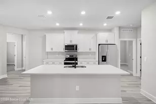 238 Fitchburg St SW, Palm Bay, FL 32908 - Photo 10