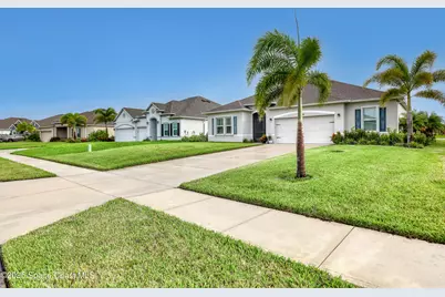 4428 Lago Vista Drive, Micco, FL 32976 - Photo 4