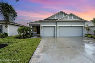 707 Corbin Cir SW, Palm Bay, FL 32908 - Photo 1