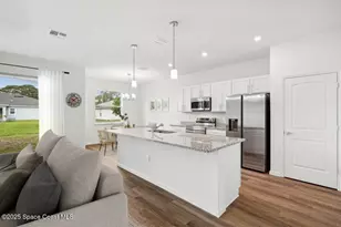 2079 Gale Ave SW, Palm Bay, FL 32908 - Photo 4