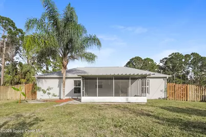 722 Hartford Avenue SW, Palm Bay, FL 32908 - Photo 16