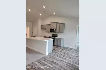 789 San Filippo Drive SE, Palm Bay, FL 32909 - Photo 8