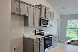 789 San Filippo Dr SE, Palm Bay, FL 32909 - Photo 6