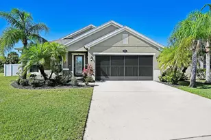 2490 Snapdragon Dr NW, Palm Bay, FL 32907 - Photo 2