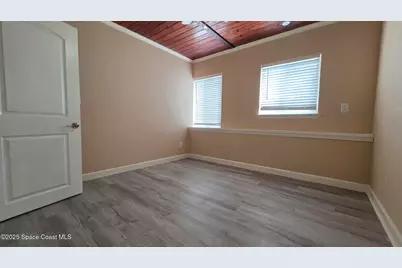 6411 Ridgewood Avenue, Cocoa Beach, FL 32931 - Photo 6