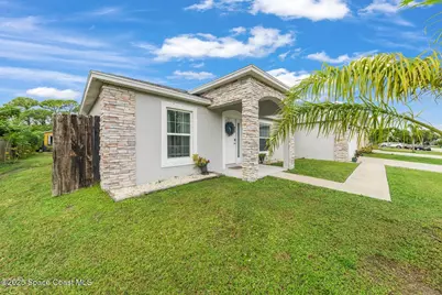 146 Aviation Avenue NE, Palm Bay, FL 32907 - Photo 4