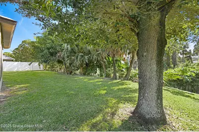 585 Bella Vista Drive, Titusville, FL 32780 - Photo 4