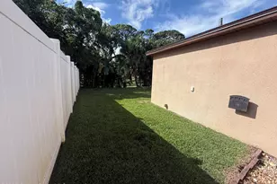 585 Bella Vista Dr, Titusville, FL 32780 - Photo 26