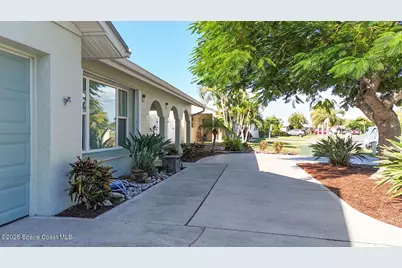 205 Via Havarre, Merritt Island, FL 32953 - Photo 2