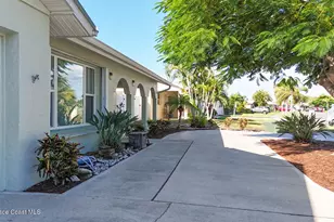 205 Via Havarre, Merritt Island, FL 32953 - Photo 2