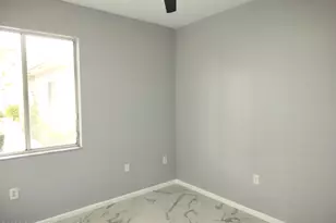 826 Middleton Dr SW, Vero Beach, FL 32962 - Photo 16