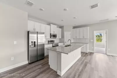 2718 Lakeland Avenue SW, Palm Bay, FL 32908 - Photo 8