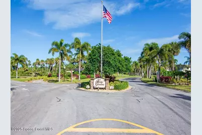 16 Vista Gardens Trail #105, Vero Beach, FL 32962 - Photo 2