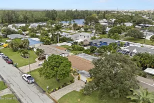 663 Bermuda Rd, Cocoa Beach, FL 32931 - Photo 46